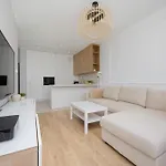 Siedmiogrodzka With Balcony & Parking Wola By Renters * Warszawa