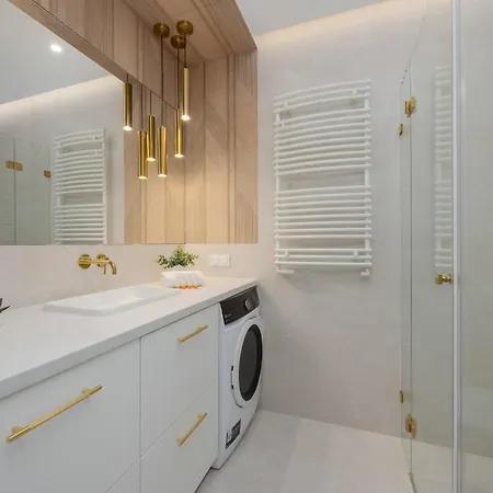 Siedmiogrodzka With Balcony & Parking Wola By Renters