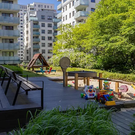 Siedmiogrodzka With Balcony & Parking Wola By Renters 아파트 바르샤바