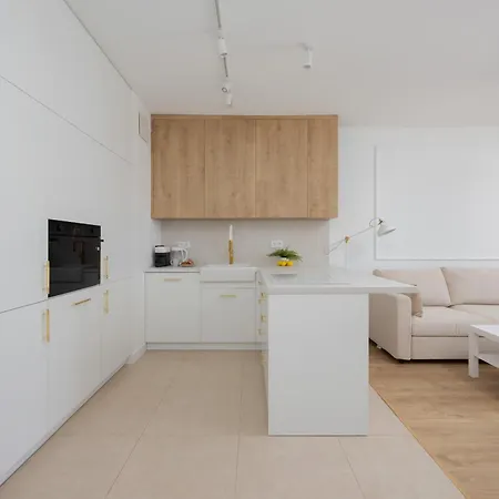 Siedmiogrodzka With Balcony & Parking Wola By Renters