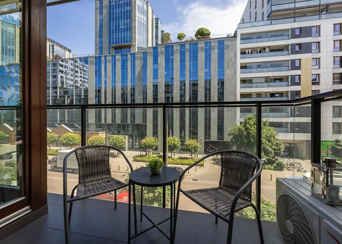 شقة Siedmiogrodzka With Balcony & Parking Wola By Renters وارسو