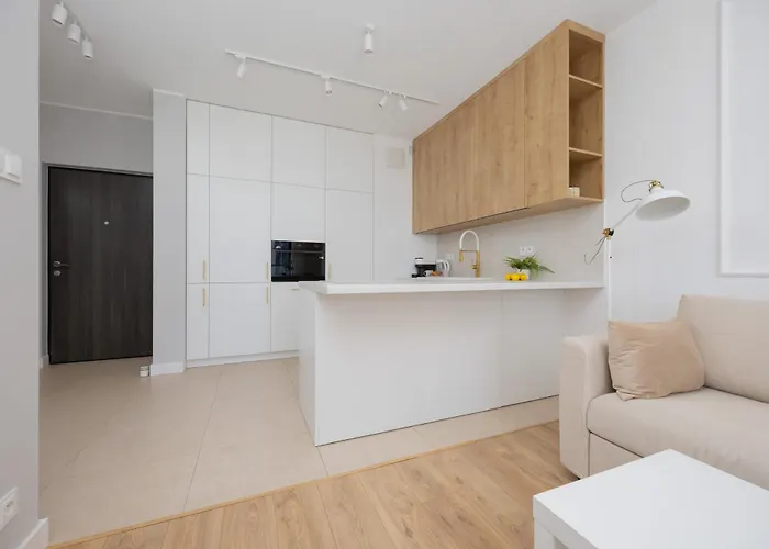 شقة Siedmiogrodzka With Balcony & Parking Wola By Renters *