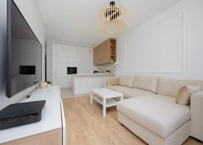 Siedmiogrodzka With Balcony & Parking Wola By Renters * وارسو